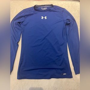 UnderArmor boys large blue fitted, long sleeve Heatgear tee.